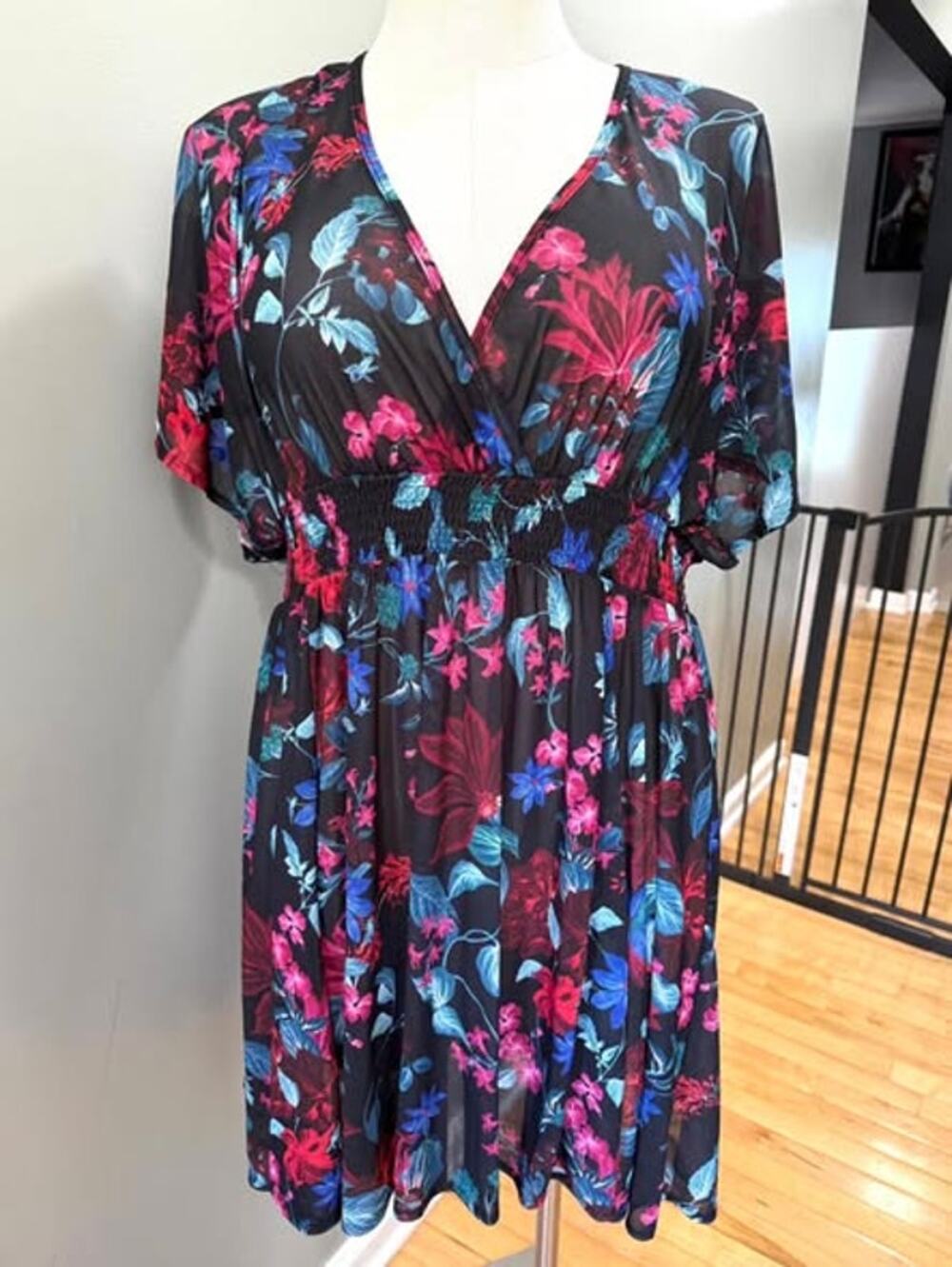 Torrid 3 (3X 22/24) Floral Mesh Smocked Waist‎ Swimsuit Swim Cover Up Dress New
